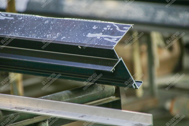 聽說這家鋁合金門窗廠家能為樓盤提升30%的價(jià)值利益！