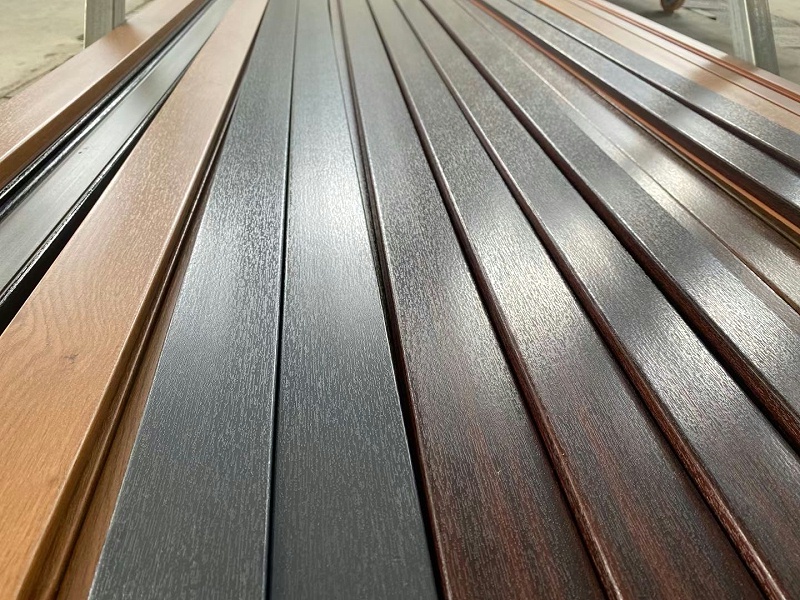 健康鋁木門窗流行的原因是什么？裝在室內(nèi)好看嗎？需注意什么問題？