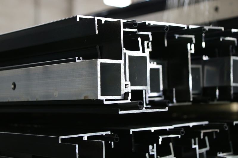 日子過(guò)久了才發(fā)現(xiàn)，家里使用樓上樓節(jié)能系統(tǒng)門(mén)窗很有必要！