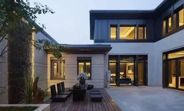 真正懂門(mén)窗的人，家里都在用這種鋁合金門(mén)窗！