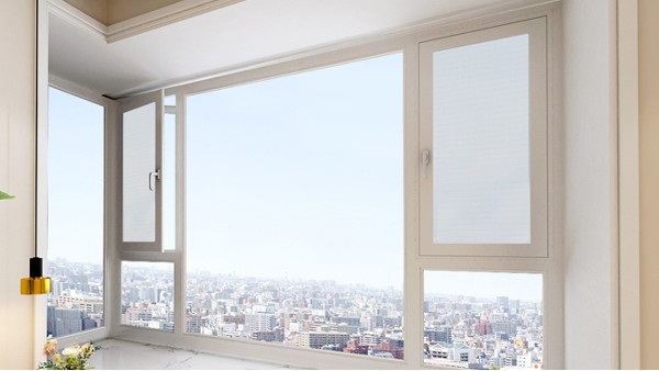 多雨季節(jié)，選擇樓上樓高端門窗，建筑不需“潮流”！