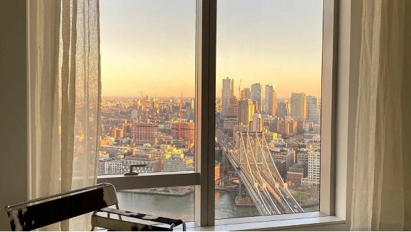 新加坡門(mén)窗工程項(xiàng)目順利交付裝車(chē),再次感謝用戶(hù)對(duì)樓上樓門(mén)窗的支持!