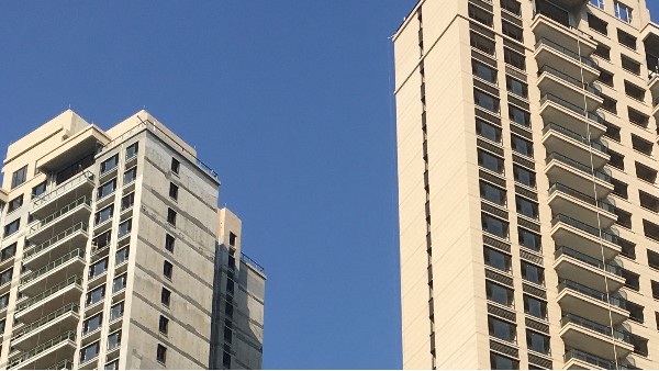 工程門窗如何實(shí)現(xiàn)規(guī)?；亩ㄖ粕a(chǎn)?樓上樓有妙招!